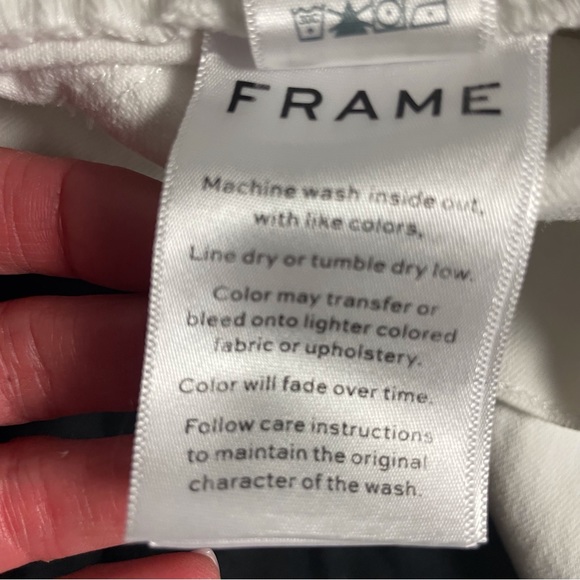 FRAME DENIM  “ Le Sylvie Crop”  with Split Hem Detail at Ankle  WHITE Size 26 - Picture 12 of 14